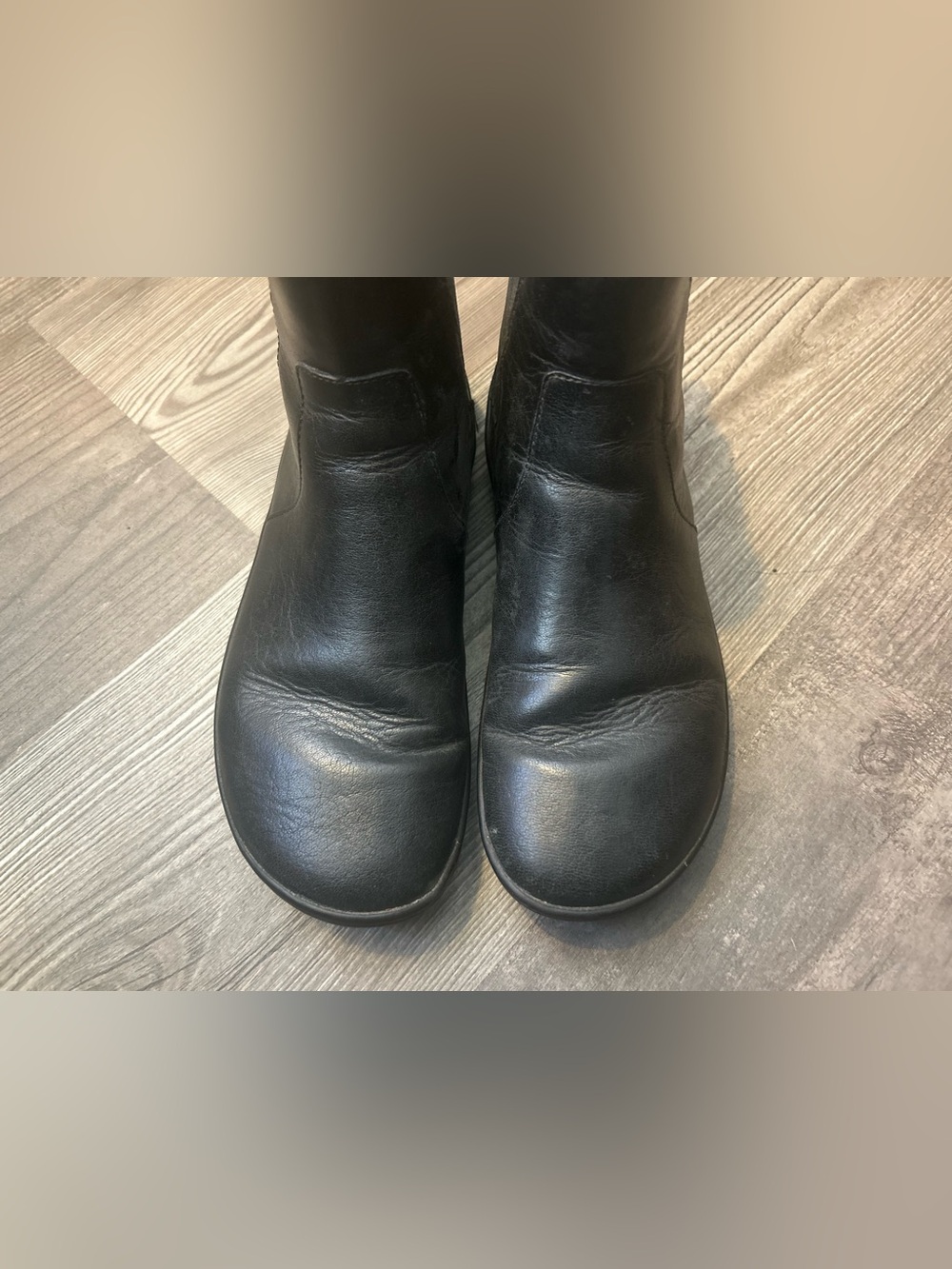Vivio Barefoot Black Leather Chelsea Boots Women's 38 - Picture 2 of 5